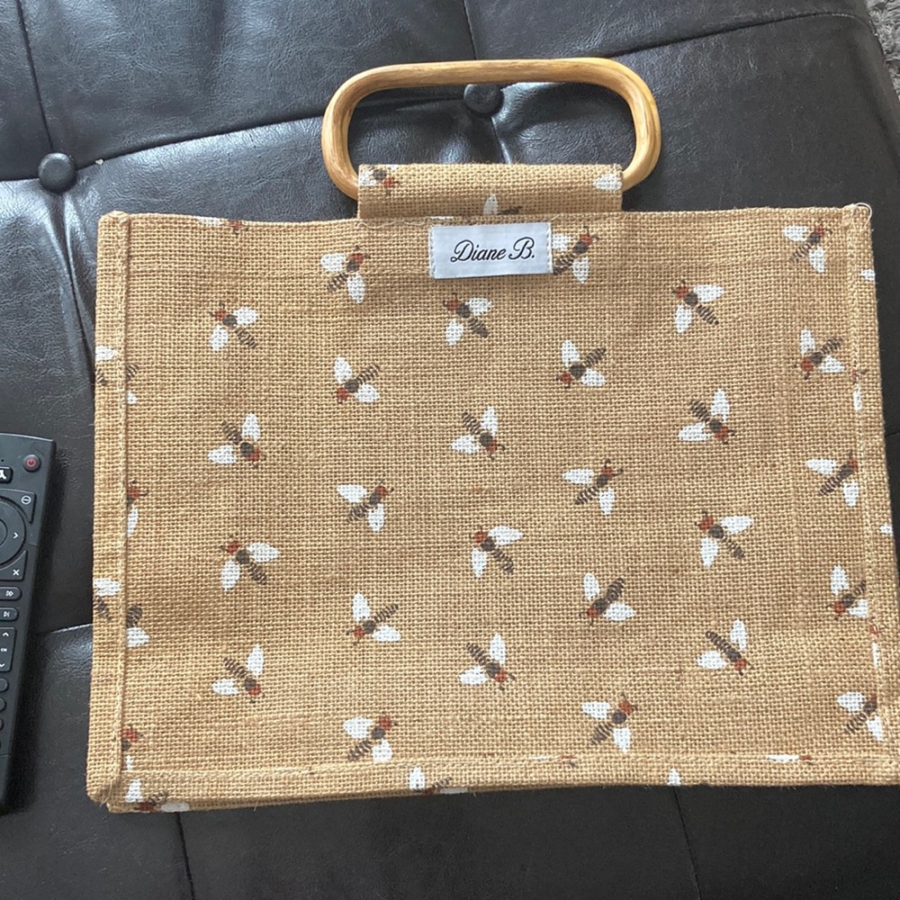 Beautiful be bag by Diane B